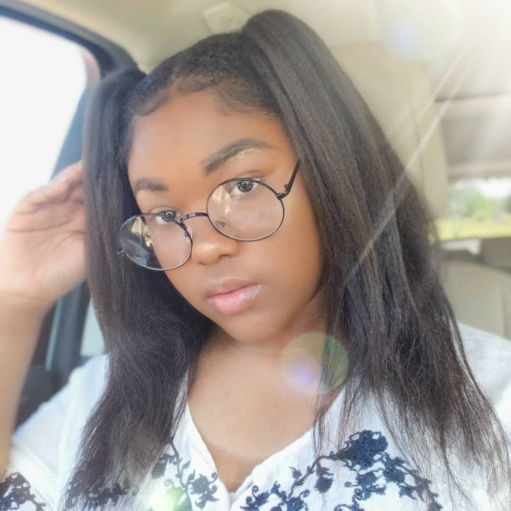 Meet your Posher, Shawna